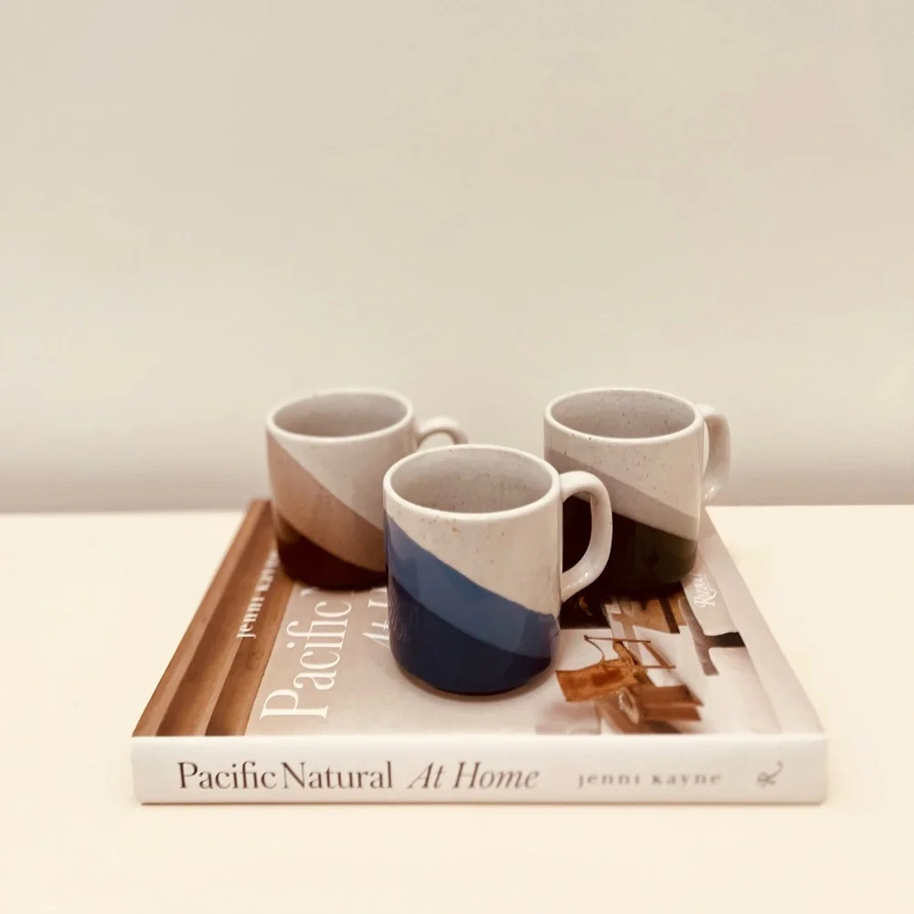 VINTAGE RETRO 70’S SURFS‎ SHACK STYLE COFFEE MUGS - SET OF 3 - MADE IN KOREA -
